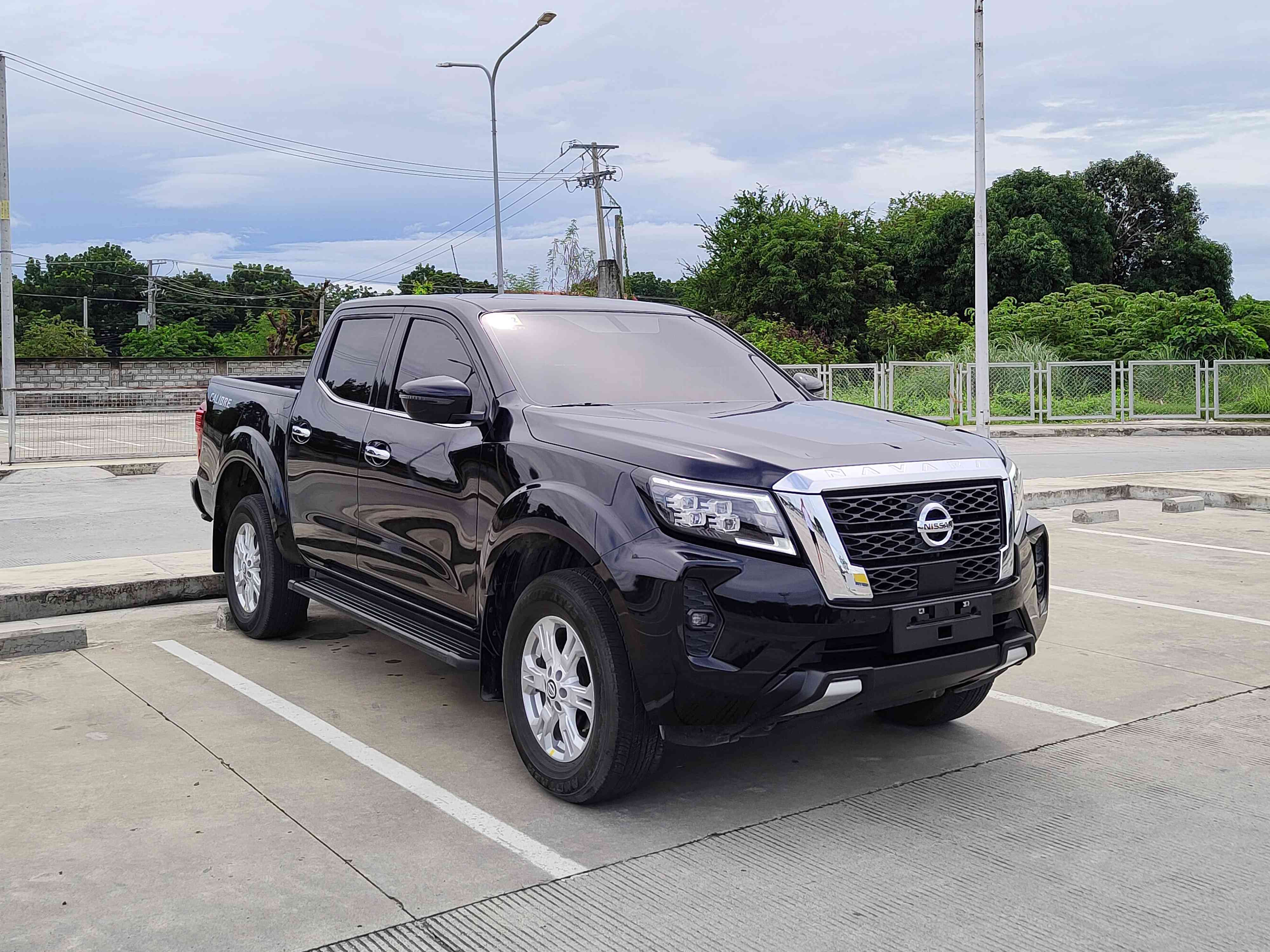 2021 Nissan Navara AT