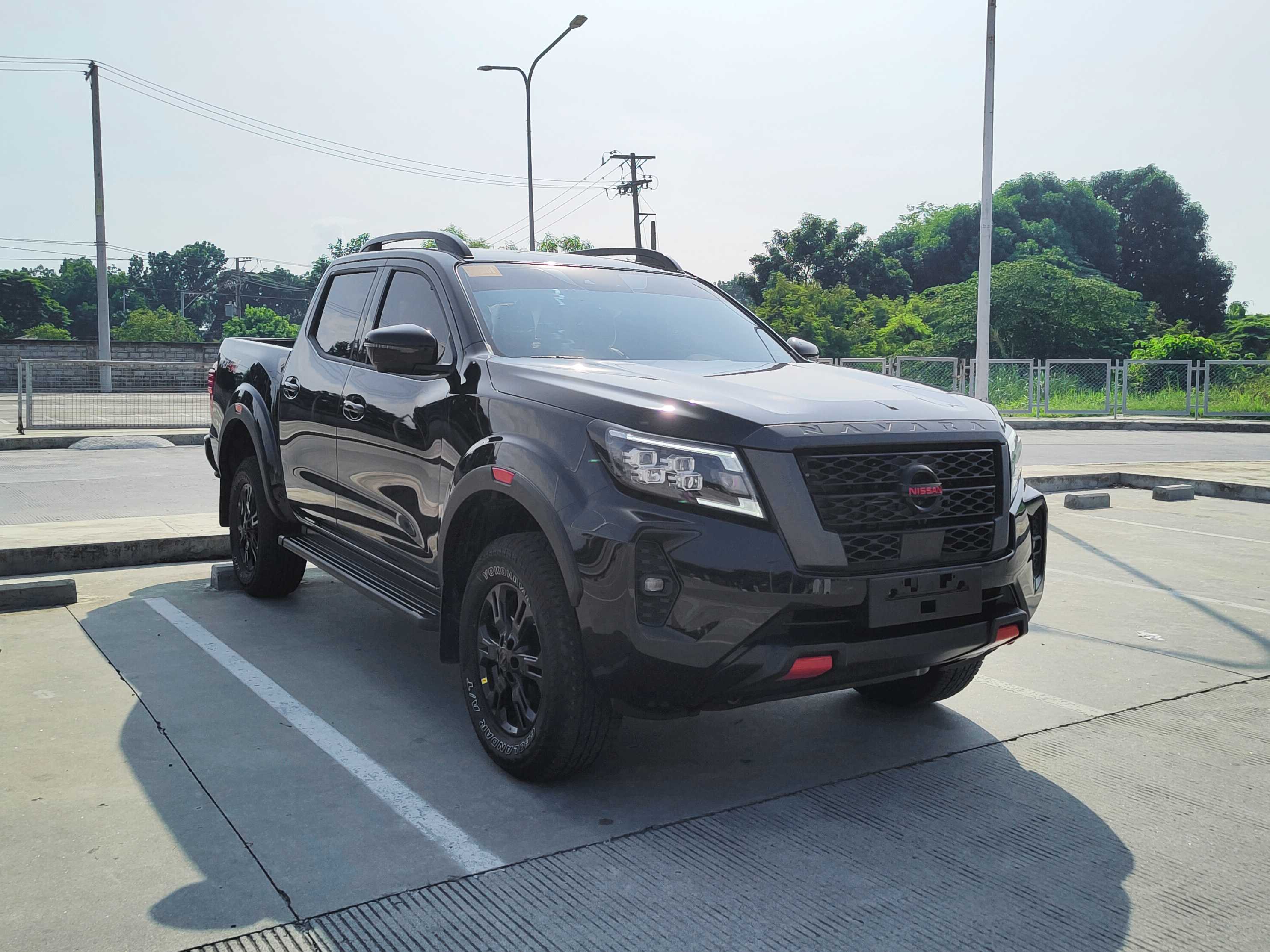 2023 Nissan Pro4X AT